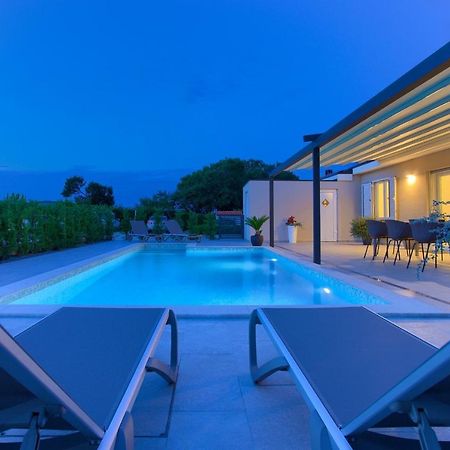Holiday Home Elegant Vrh  المظهر الخارجي الصورة
