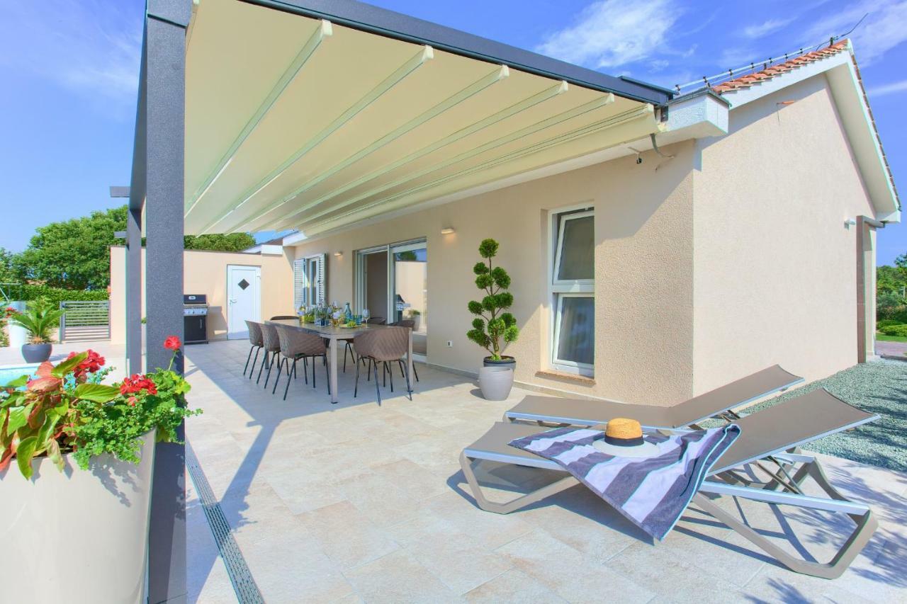 Holiday Home Elegant Vrh  المظهر الخارجي الصورة