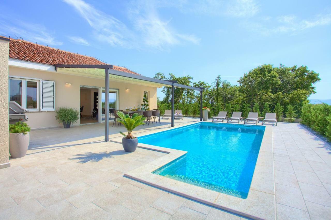 Holiday Home Elegant Vrh  المظهر الخارجي الصورة