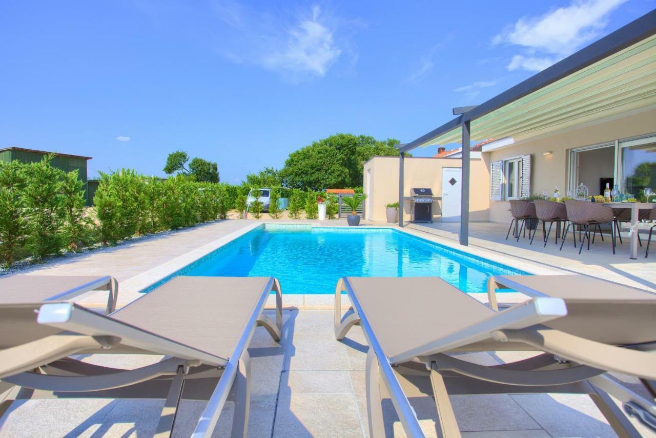 Holiday Home Elegant Vrh  المظهر الخارجي الصورة